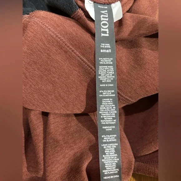 Vuori High-Rise The Rise The Shine Leggings Sz Sm Rust and Black Heathered Camo - Picture 7 of 12